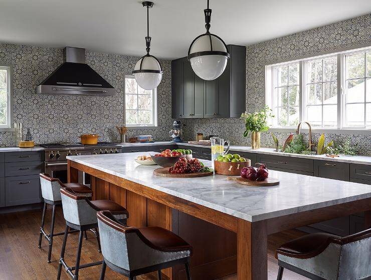 Gray kitchen backsplash tiles in a modern kitchen