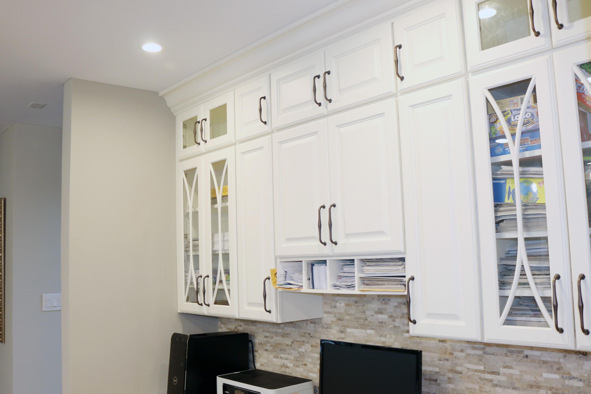 white cabinets in a modern kitchen